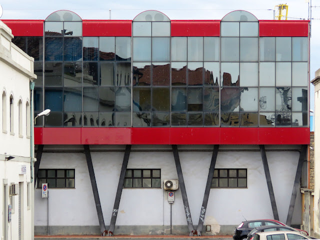 Azienda Servizi Ambientali (Environmental Services Utility), Via del Gazometro, Livorno