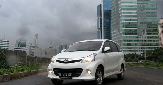  Jual  Mobil  Bekas  Second Murah  Harga New Toyota Avanza 