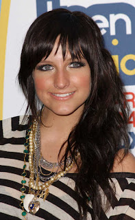 Celebrity Hair Styles, Ashlee Simpson Hairstyles, Long Hair, Black Hair, Wavy Hair