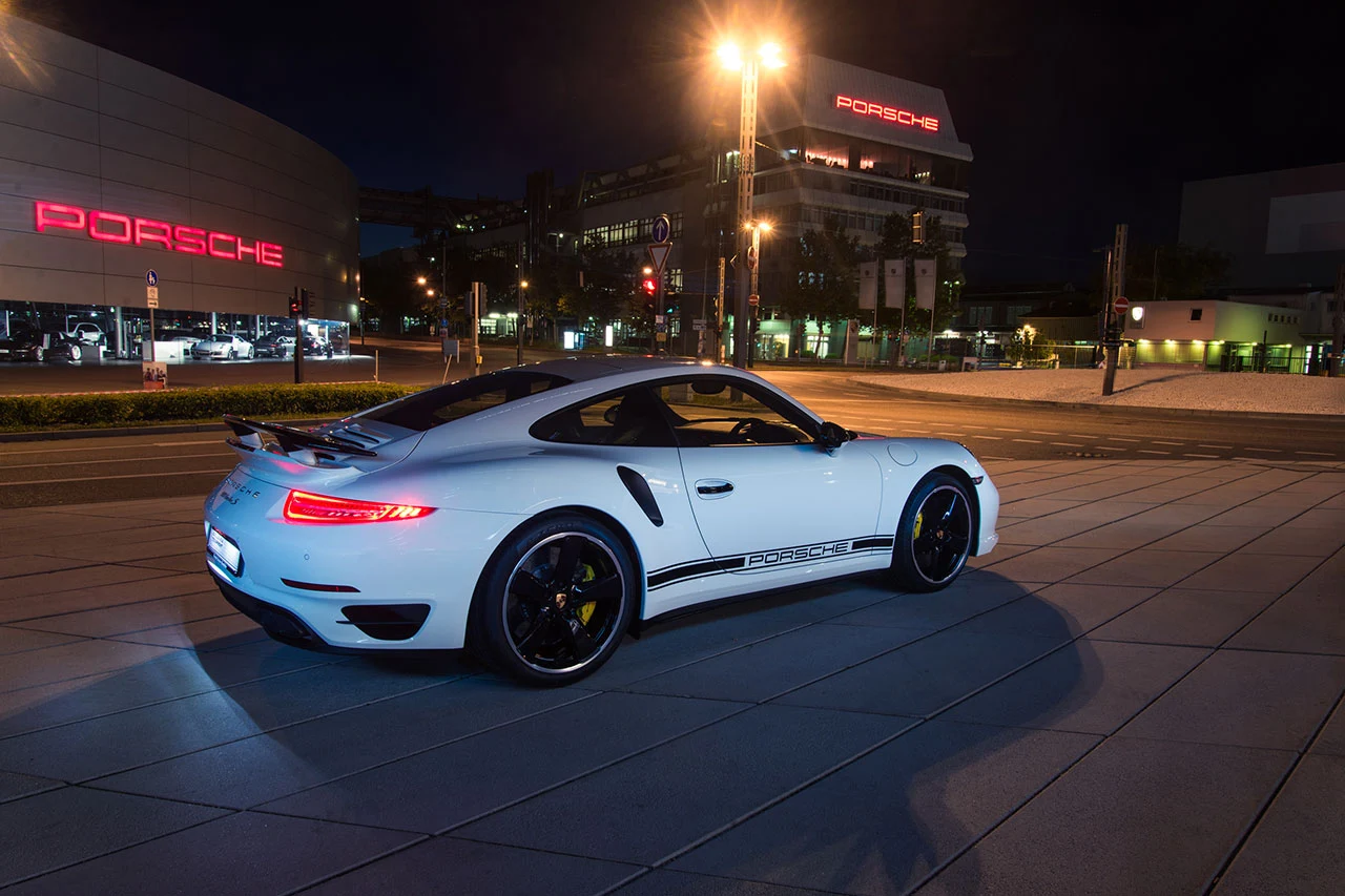 Porsche 911 Turbo S GB Edition 