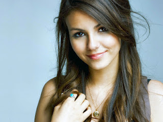 Victoria Justice - Take A Hint