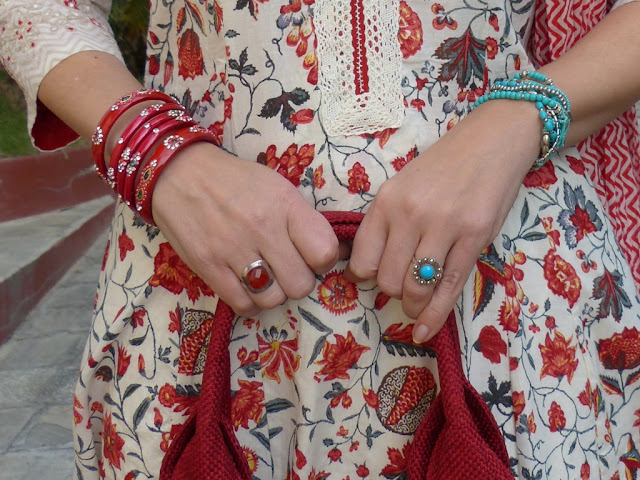 Bracelets, bangles and semi-precious stone rings 