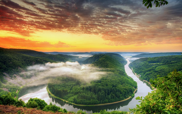 Meandro del Sarre o Saarschleife, Alemania