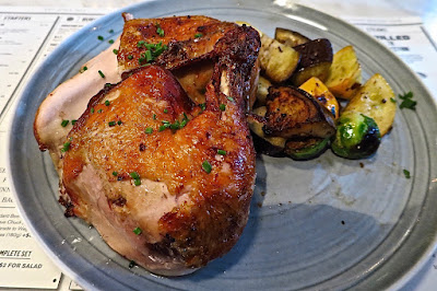 Market Grill, sakura chicken