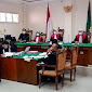 Terkait Persidangan Kasus Papan Bunga, Saksi Kelabakan Jaksa Kelimpungan