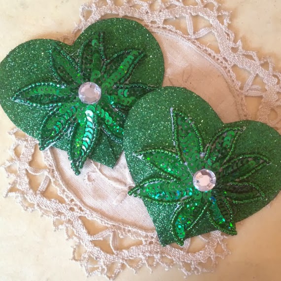 https://www.etsy.com/uk/listing/153706929/emerald-heart-nipple-tassels?ref=shop_home_active_22