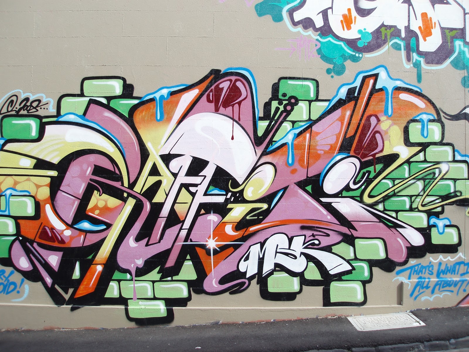 Grafiti New Most: Graffiti Wall Street Art For Design Ideas