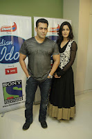 Salman, Khan, and, Katrina, Kaif, Promoting, Ek, Tha, Tiger, on, India, Idol