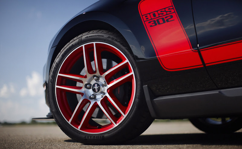 2012 Ford Mustang Boss 302