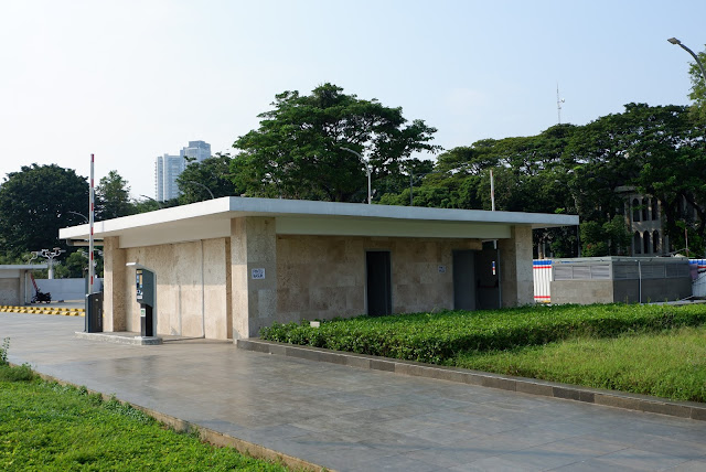 pintu keluar basement masjid istiqlal