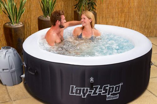 Bestway jacuzzi opblaasbaar