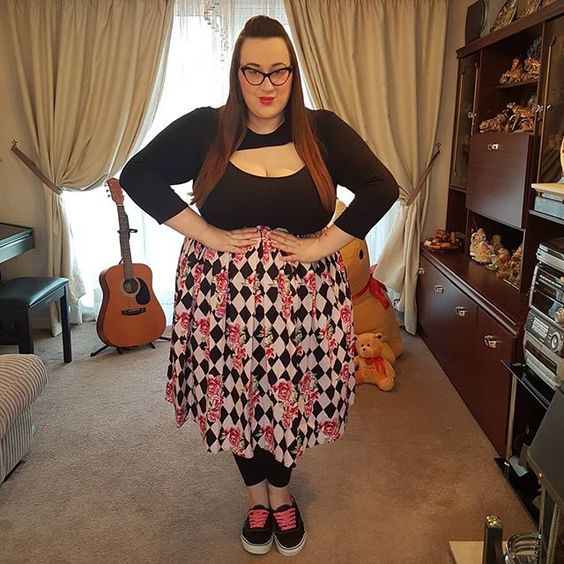 Hell Bunny Rose Harlequin Skirt plus size review 