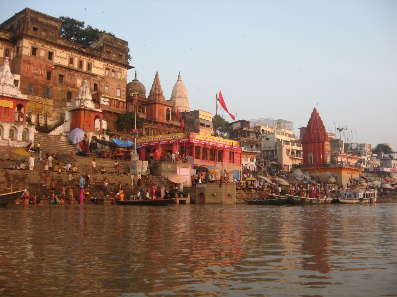 Are baba, Mairon na Índia: Mairon vai ao Ganges - Parte 2: Indo ao rio