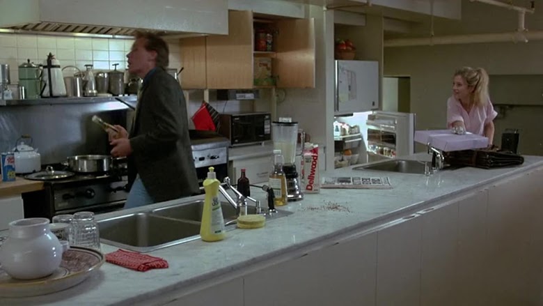 Blue Jean Cop 1988 pelicula hd latino