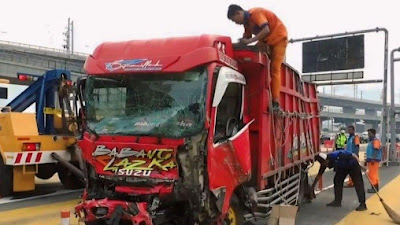 Bos Sopir Truk Penyebab Kecelakaan Beruntun di Tol Halim Bakal Di Periksa Polisi