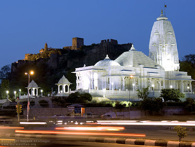 Few minutes in Birla Mandir relaxases your mind completely