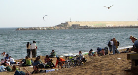 Gaudint de la mar (Platja de la Barceloneta) per Teresa Grau Ros