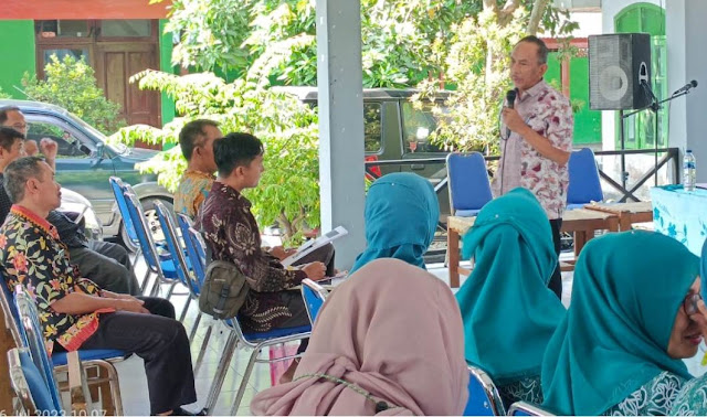 Kegiatan Sosialisasi Demokrasi Pancasila dalam Penyelenggaraan Pemilu tahun 2024 di Pendopo Kecamatan Gondang, Kamis 6 Juli 2023