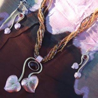 grapevine jewellery set