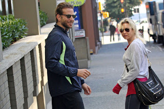 Bradley Cooper and Renee Zellweger SPLIT