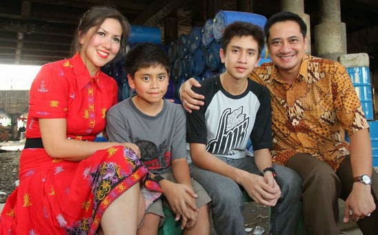 Biodata dan Foto Verrell Bramasta Anak Melinda Blue Sand