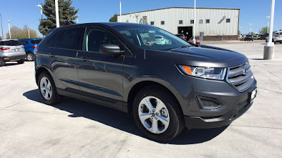 2018 Ford Edge SE is perfect for your city drive