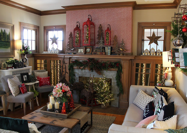 A Tour of the 2019 Bachman's Holiday Ideas House from Itsy Bits And Pieces Blog