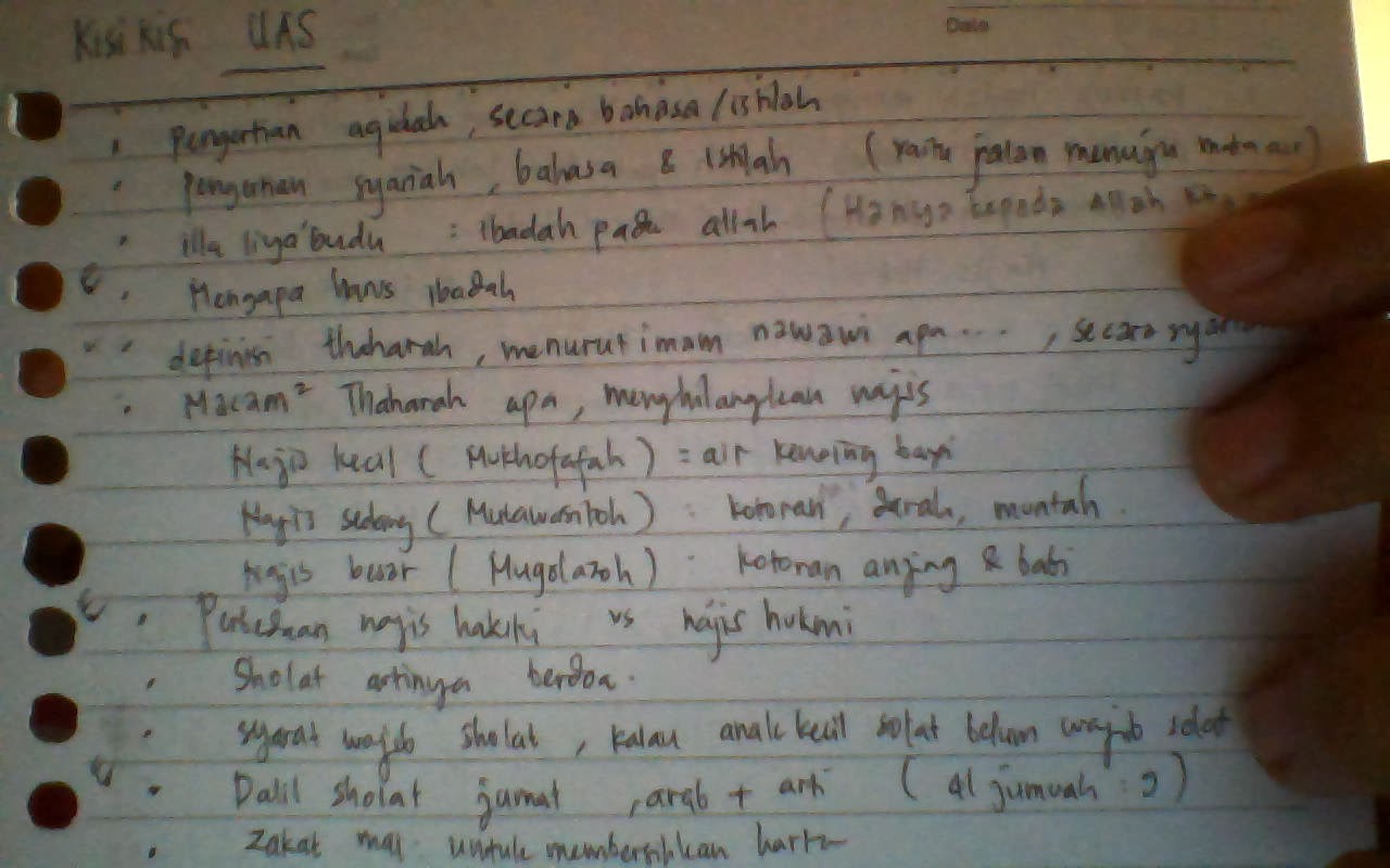 Rachmafina: Soal UTS & UAS AGAMA ISLAM (semester 1)