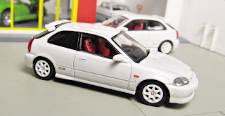 tlv Type-R tomica