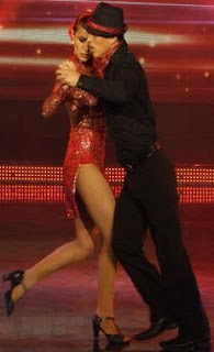 Foto de Maricielo Effio y Eli Vela bailando Tango en Quinta Gala de Reyes del Show