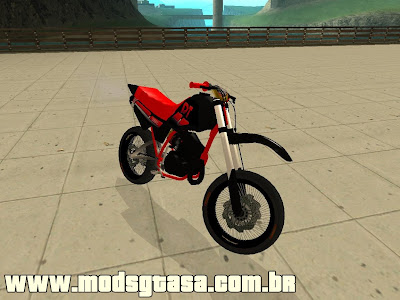 Yamaha DT 180 Motard para GTA San Andreas