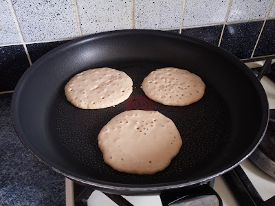 Cuisson des Pancakes, attendre les bulles