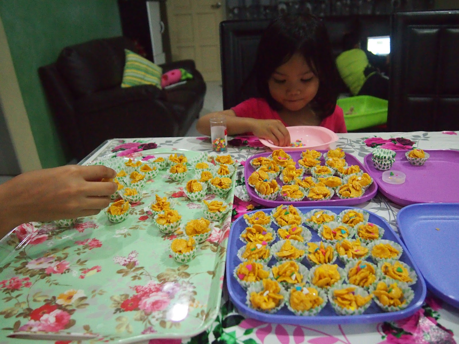 Puteri manja: Biskut Cornflakes Madu sedap