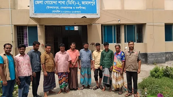 বকশীগঞ্জে জুয়ার আসর থেকে সেচ্ছাসেবক দলের নেতাসহ ৯ জন আটক