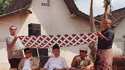 Jacob Ereste :  Cerita dan Berita Seni dan Budaya Serta Penghargaan Lima Gunung Dari Magelang