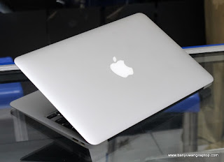 Jual Macbook Air Core i5 Mid 2012 ( 11.6-inchi ) - Banyuwangi