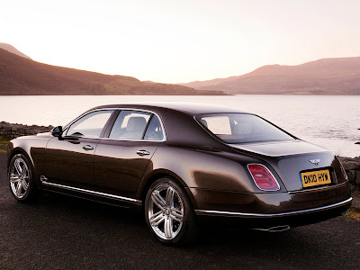 Bentley Mulsanne Rear photo