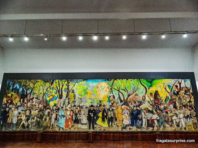 Mural de Diego Rivera Diego Rivera - mural "Sonho de uma tarde dominical na Alameda Central"