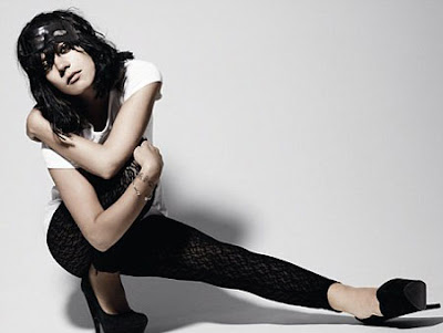 Lily Allen - Elle Magazine October 2009 Pic