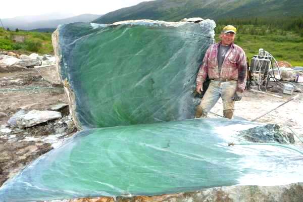 Tons of Giant Nephrite Jade Discovered in Canada