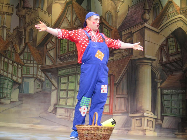 Sleeping beauty - The Geordie Panto Opens in Gateshead