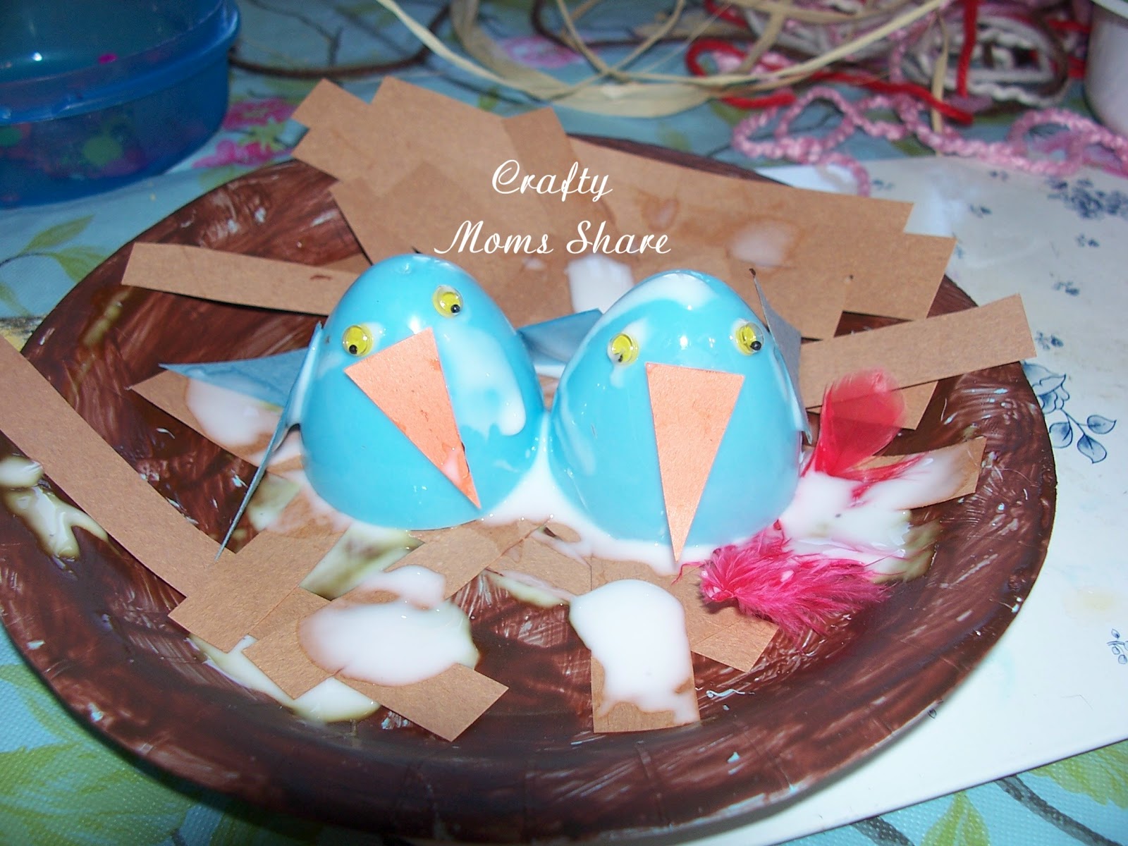 Crafty Moms Share: Building a Bird Nest