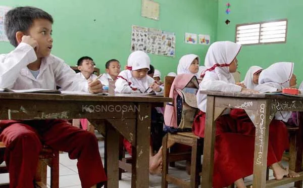 perbuatan baik di sekolah