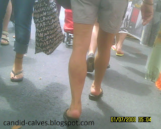 milf candid muscular calves