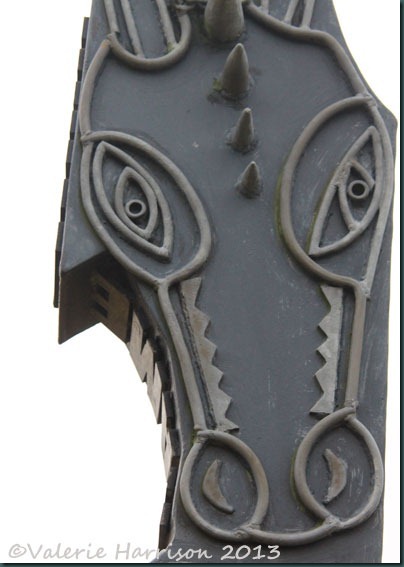 7-sculpture-detail