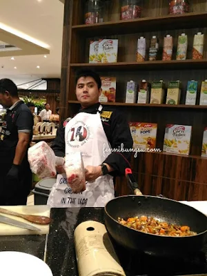 arti tumpeng, tumpeng makanan khas indonesia, cara membuat tumpeng mudah, cara mudah membuat tumpeng, cara mudah membuat tumpeng sederhana, Kem Chicks ada dimana, daftar perusahaan bob sadino, tumpeng mini