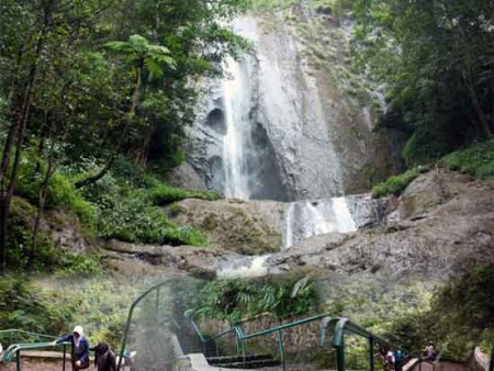 air terjun dolo kediri