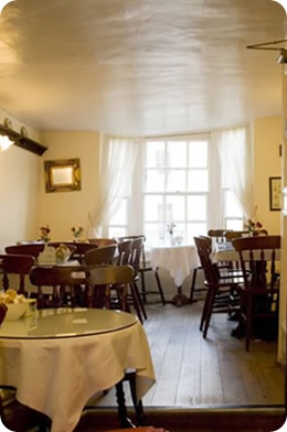 tea room1