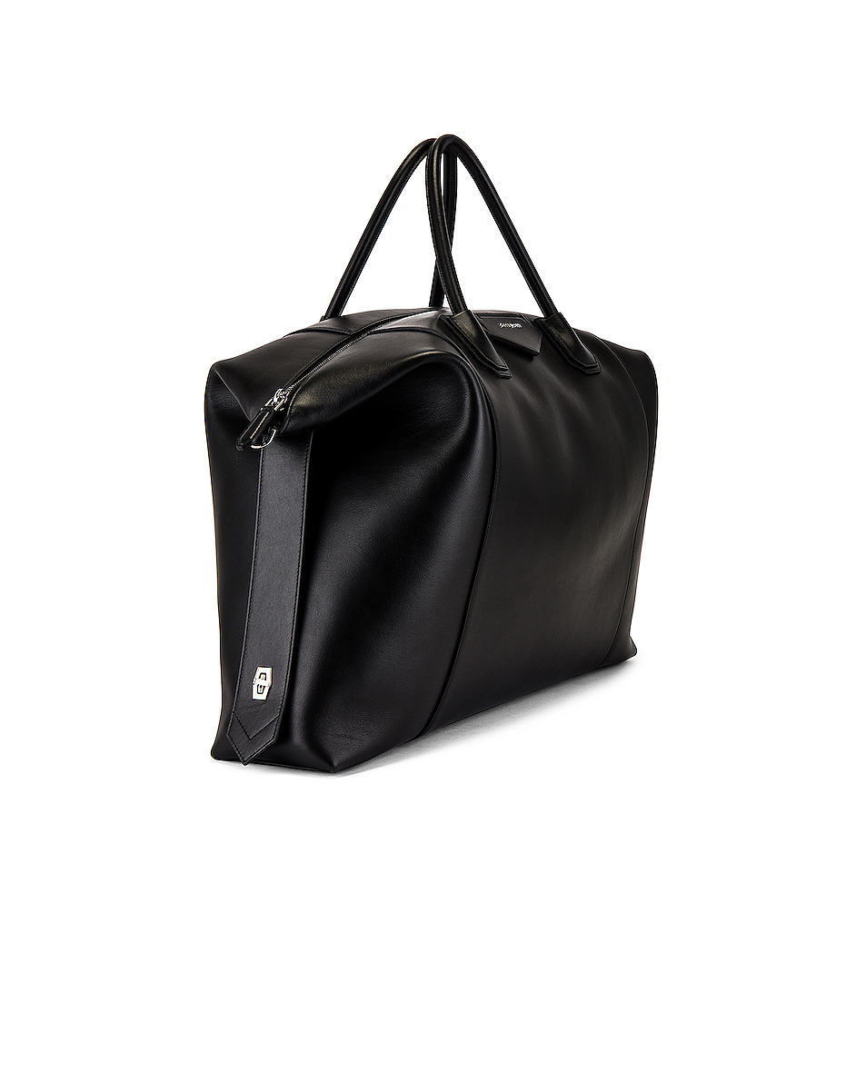 GIVENCHY MEN'S ANTIGONA MAXI BAG