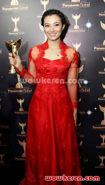Asmirandah berhasil keluar sebagai the winner Panasonic Gobel Awards 2012 'Kategori Aktris Favorit'.